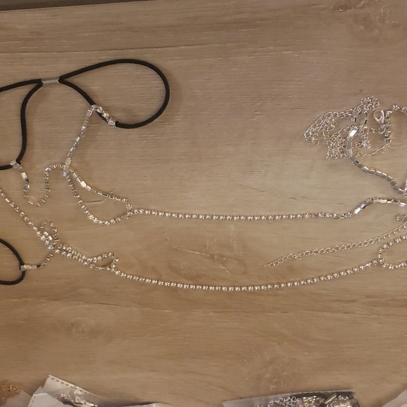1 left New boutique silver rhinestone thigh chains - Picture 4 of 5